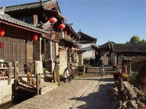 救援摄影师男孩